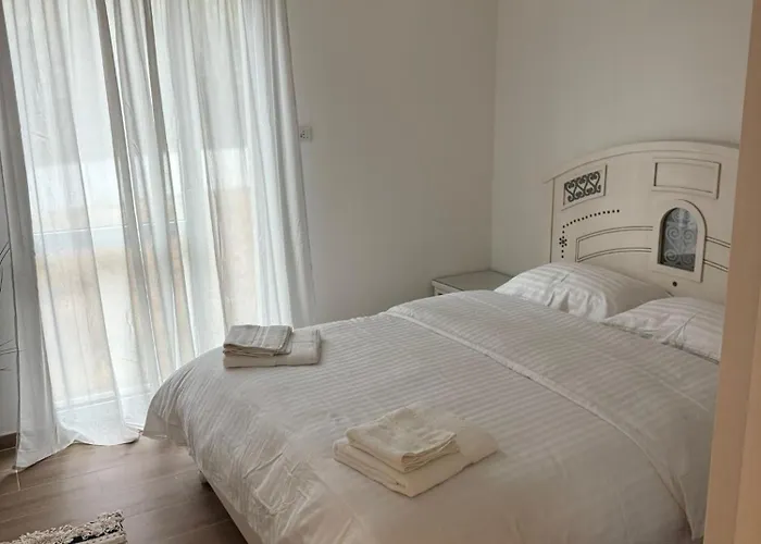 L'elydris - Piscine Wifi Rooftop アパート